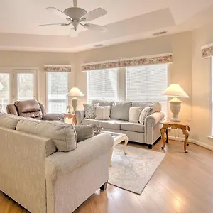 Quaint Hilton Head With Pool And Hot Tub Access! , Hilton Head Island United States