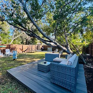  Holiday home Life At 10 Minutes From The